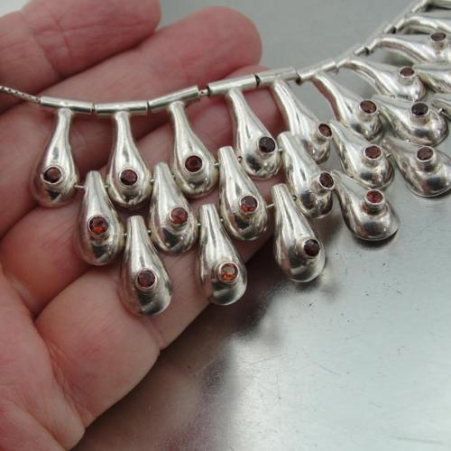 Hadar Designers Heavy Handmade 925 Sterling Silver Drop Red Garnet Necklace