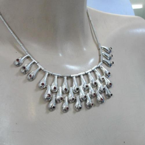 Hadar Designers Heavy Handmade 925 Sterling Silver Drop Red Garnet Necklace
