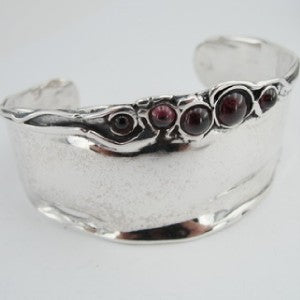 Hadar Designers Impressive Handmade Sterling Silver Garnet Cuff Bracelet