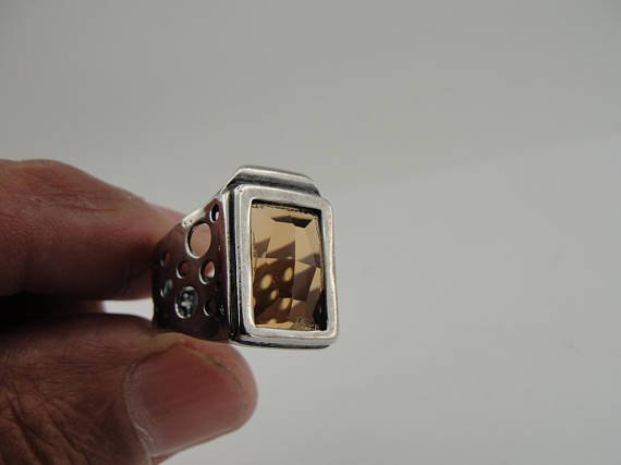 Sterling Silver & Champaign Ring (133)