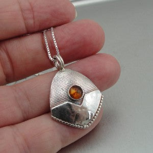 Handmade Art 925 Sterling Silver Amber Pendant (H)