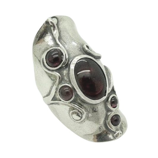 Sterling Silver with Garnet Stone Ring (h 174)