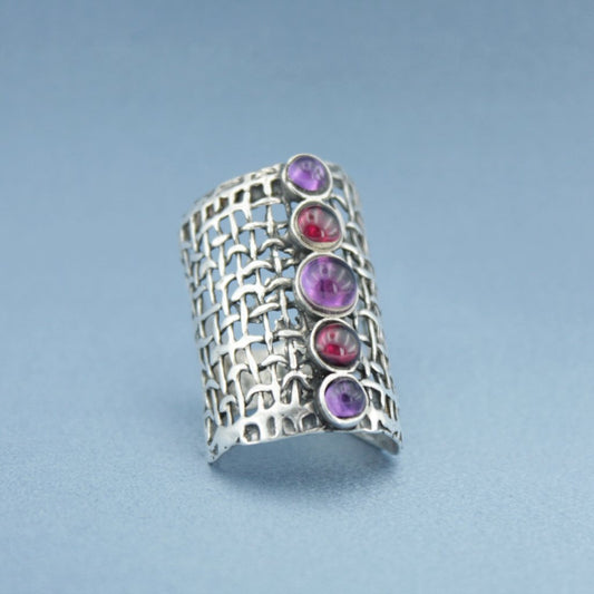 Long Net Ring, With Amethyst and Garnet gemstone.