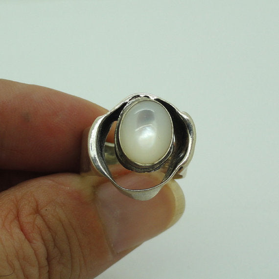 Mother of Pearl Silver Ring