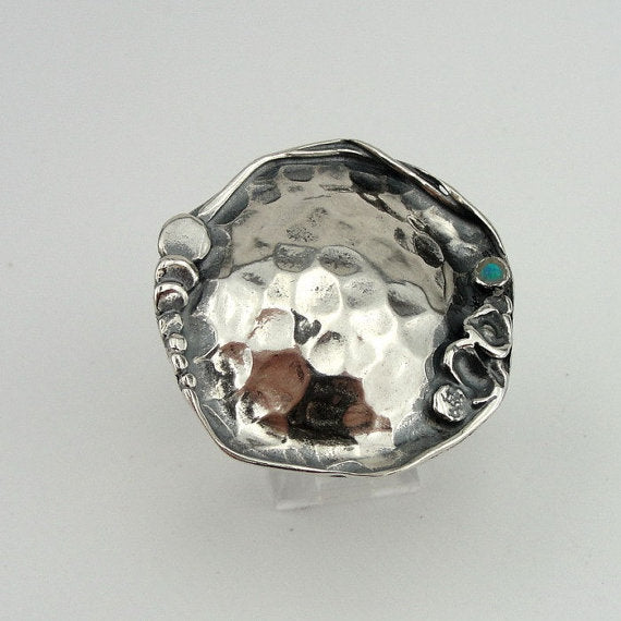 Sterling Silver Ring With a Small Blue Opal (H 1082)