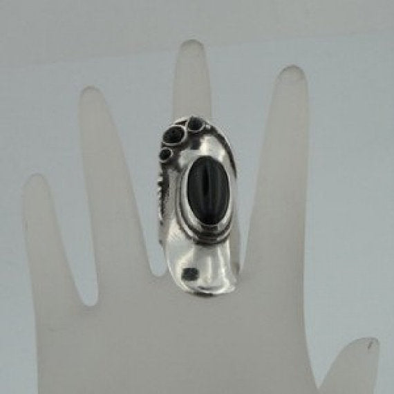 Sterling Silver,with Onyx Stone Ring (h 105B)