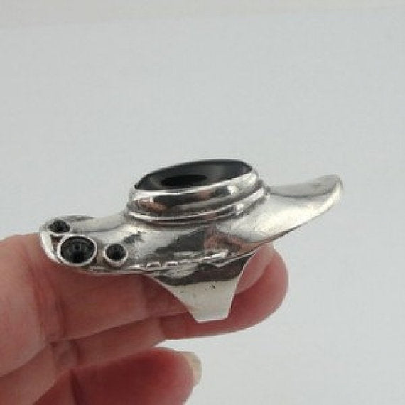 Sterling Silver,with Onyx Stone Ring (h 105B)