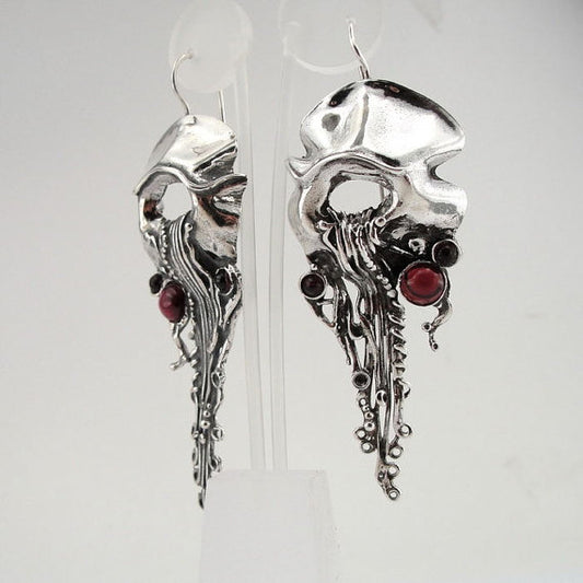 Sterling Silver Garnet Earrings (h 239)