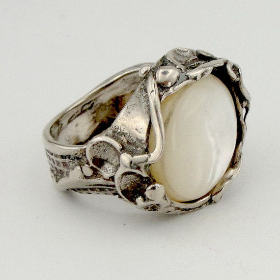 Hadar Designers Mother of Pearl MOP 925 Silver Ring