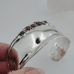 Hadar Designers Impressive Handmade Sterling Silver Garnet Cuff Bracelet