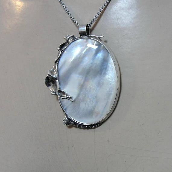 Mother Of Pearl 925 Silver Pendant, Israel Handmade Fabulous Sterling Silver Pearl Pendant, White stone Pendant, June Birthstone, Gift (434