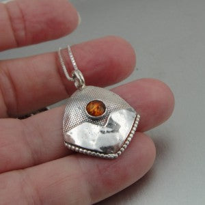 Handmade Art 925 Sterling Silver Amber Pendant (H)
