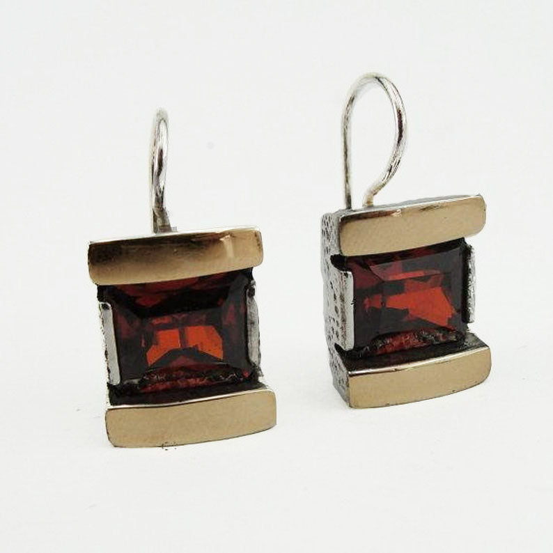 9K yellow Gold & Sterling Silver with Garnet Earrings