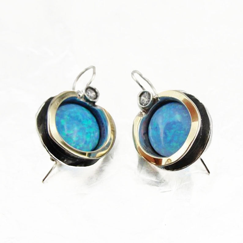 Round blue mosaic opal earrings base in Sterling silver and decorated with Gold