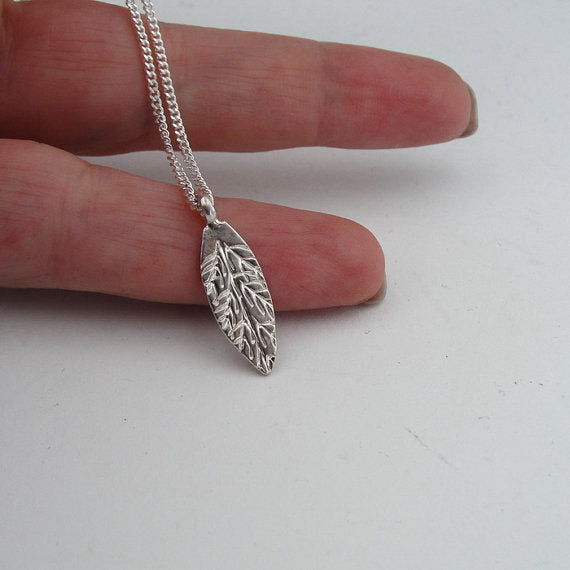 Handmade 925 Silver Pendant, Leaf Pendant, Pendant with chain, silver necklace, everyday, simple, birthday, wedding, bridesmaid jewelry
