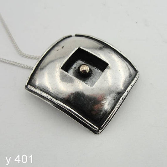 Hadar handcrafted Sterling Silver 925 gold point 9K Pendent chain (y 401)
