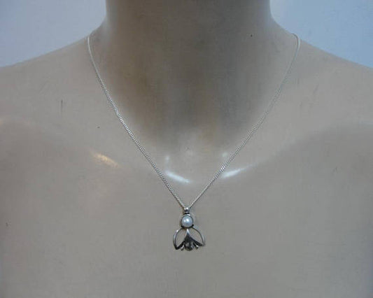 HADAR Israel Beautiful Sterling Silver and pearl Handmade Design Pendant (d4012