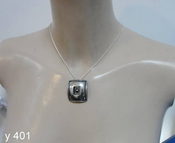 Hadar handcrafted Sterling Silver 925 gold point 9K Pendent chain (y 401)