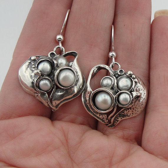 Stunning Handmade Sculpted Sterling Silver and Pearl Earrings (2118p)