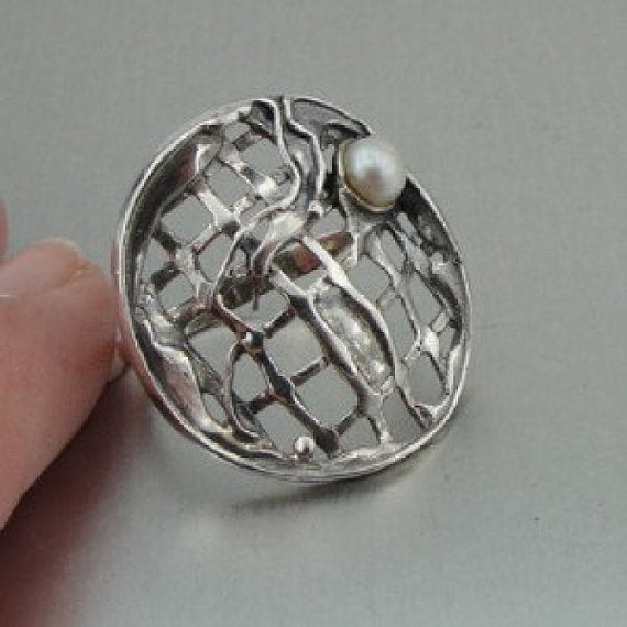 Hadar Fine Handcrafted Sterling Silver Net fresh water Pearl Ring size 8 (114