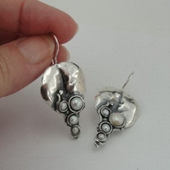 Hadar Jewelry Fab Art Silver Pearl Earrings (H 2663)Y