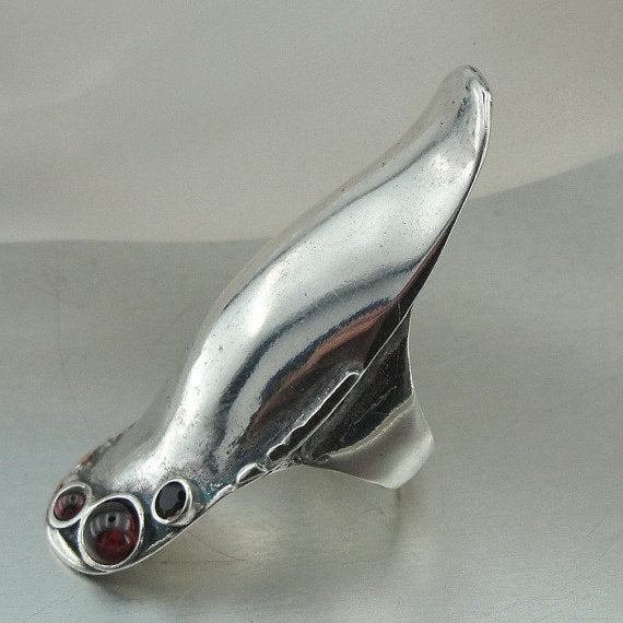 NEW israel design long shaped 925 Sterling Silver Garnet woman unique Ring 7.5 (H 105)Y